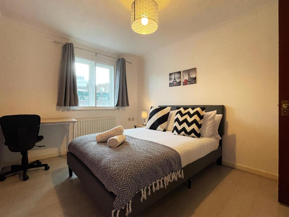 Jessica'S Place At Whitechapel Londra Exterior foto